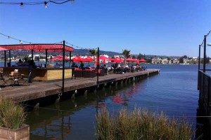 Lake Chalet Seafood Bar & Grill - Oakland