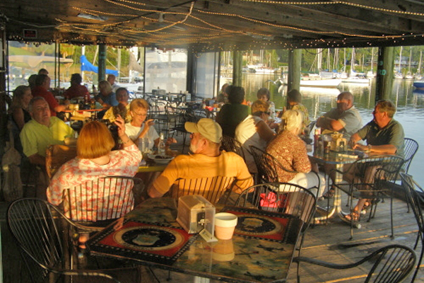 Bayou Joe’s Marina & Grill – Panama City