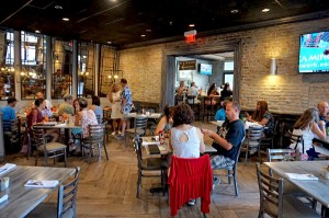 Coterie Restaurant & Oyster Bar - New Orleans