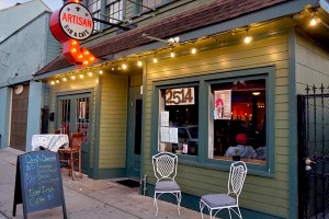 Artisan Bar and Cafe - New Orleans